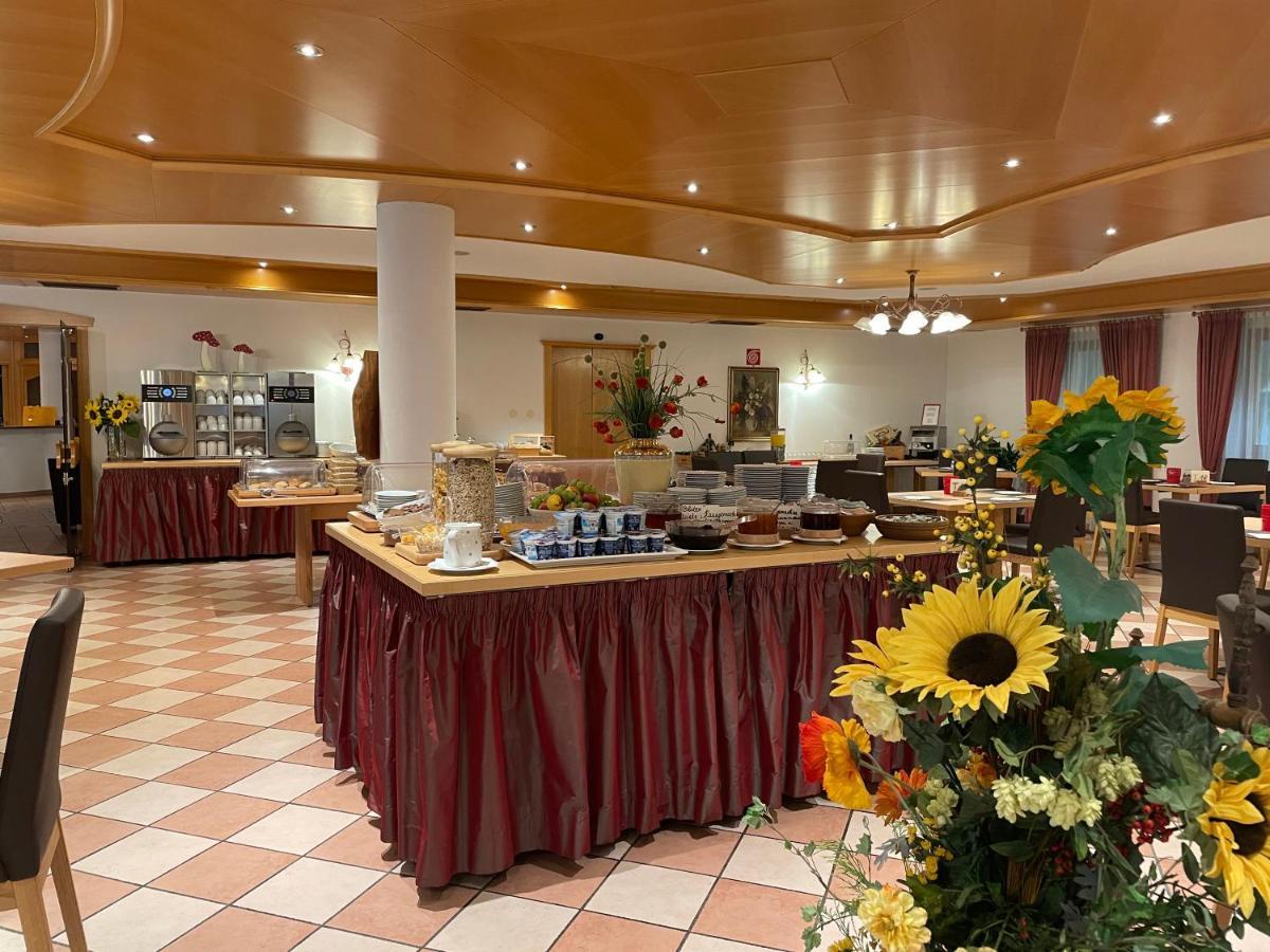 Hotel Larch Campo di Trens Extérieur photo