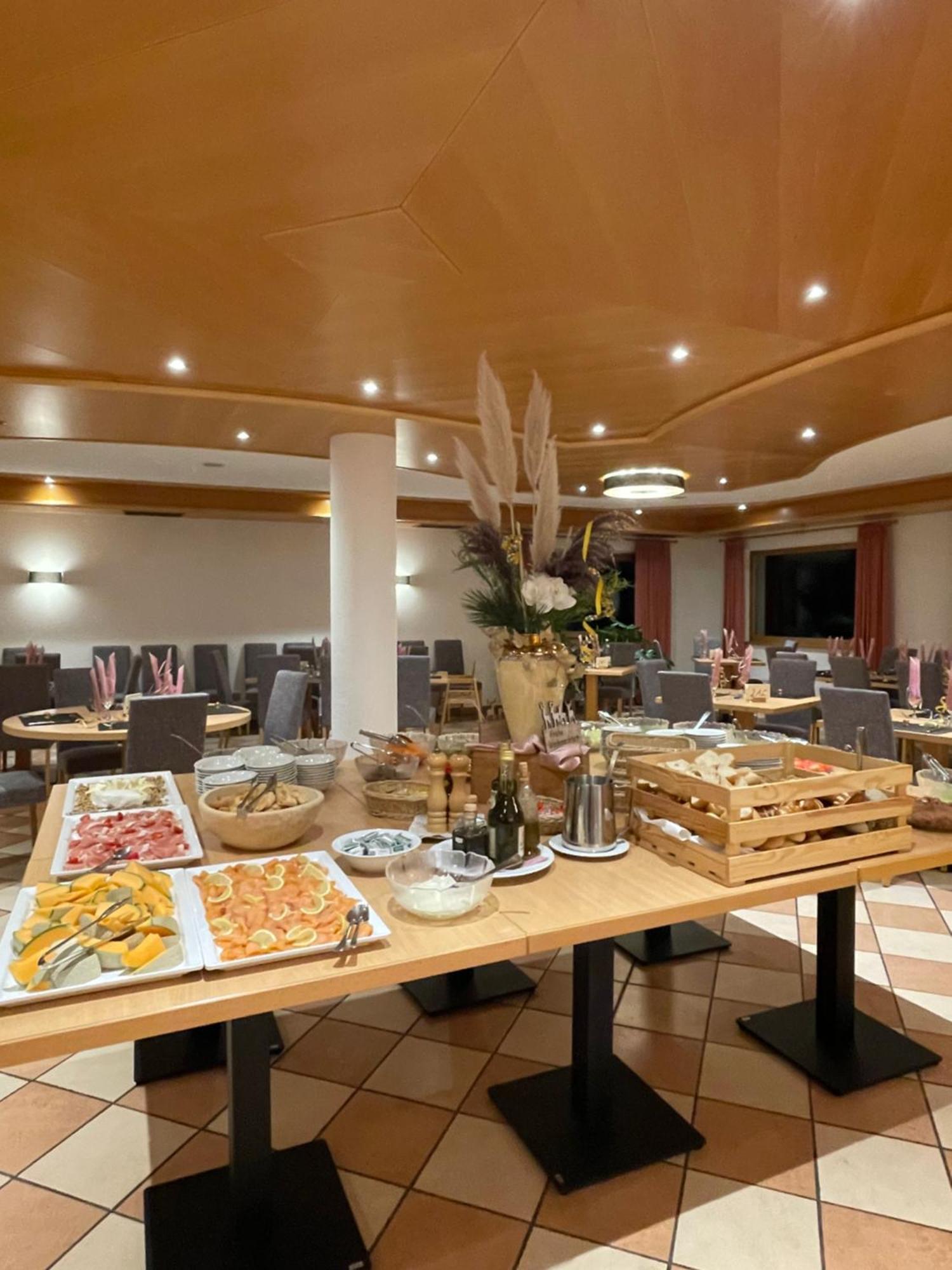 Hotel Larch Campo di Trens Extérieur photo