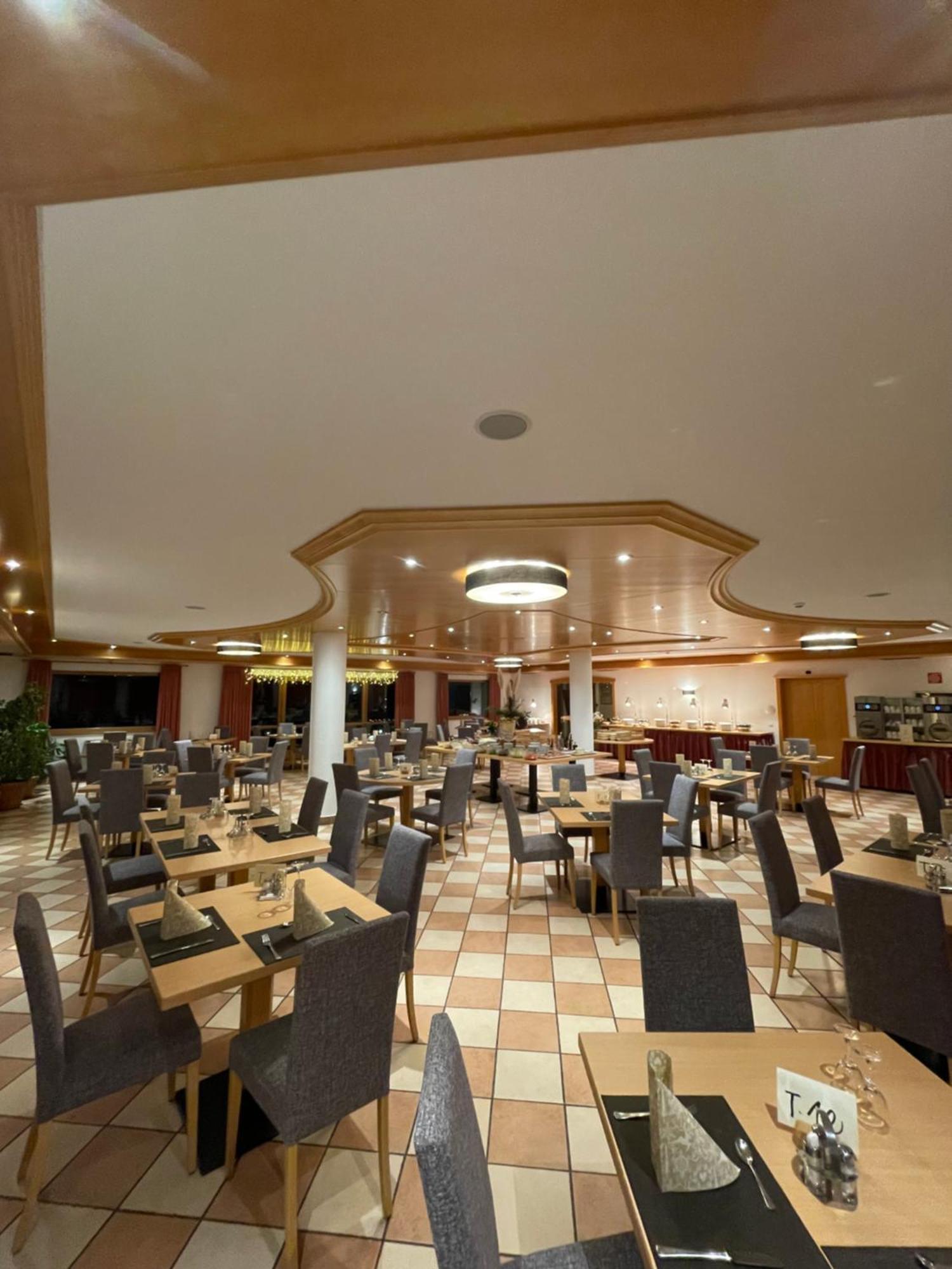Hotel Larch Campo di Trens Extérieur photo