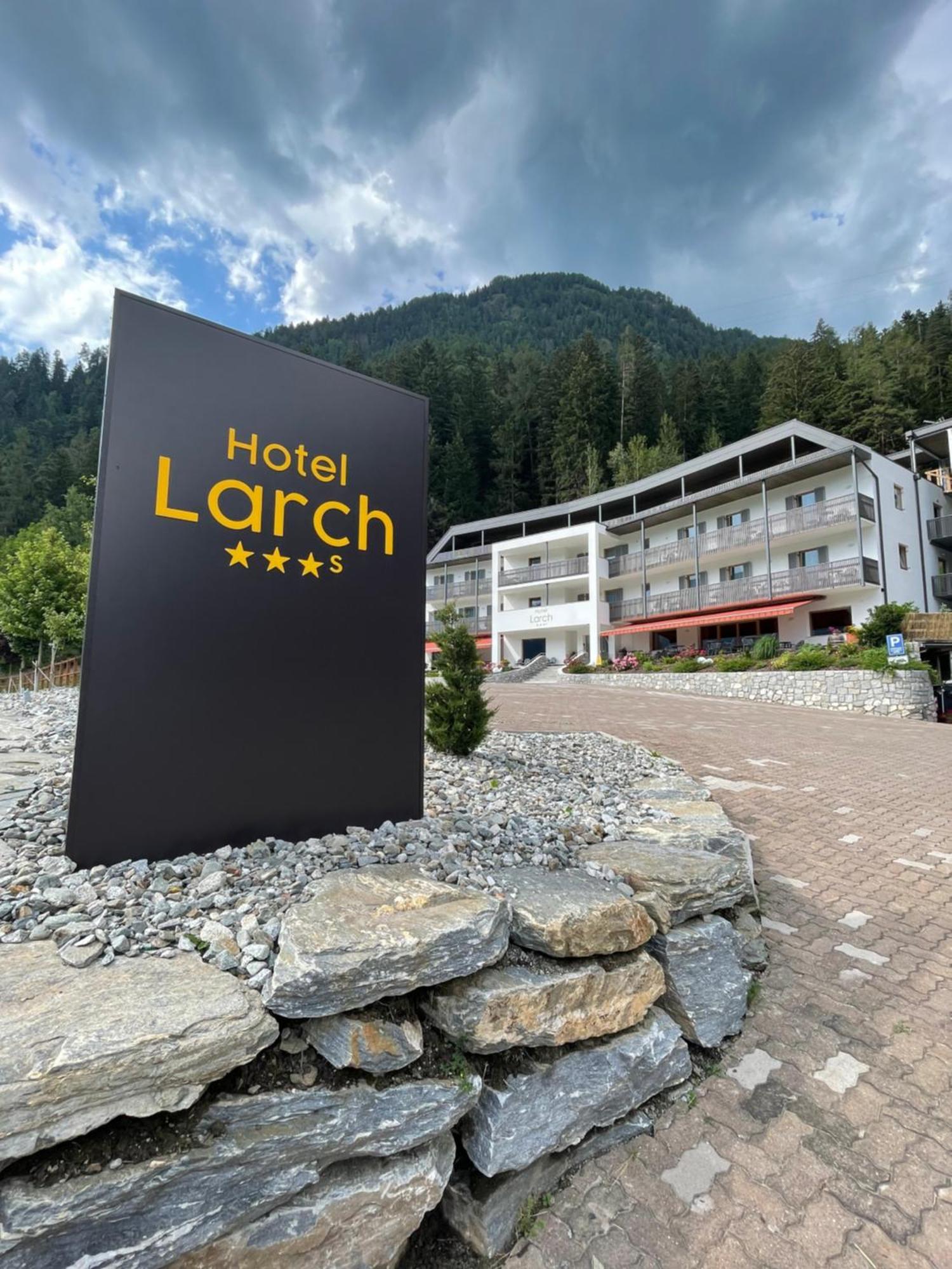 Hotel Larch Campo di Trens Extérieur photo